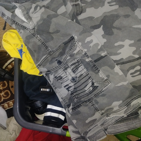 Too big. - Picture 2 of 4